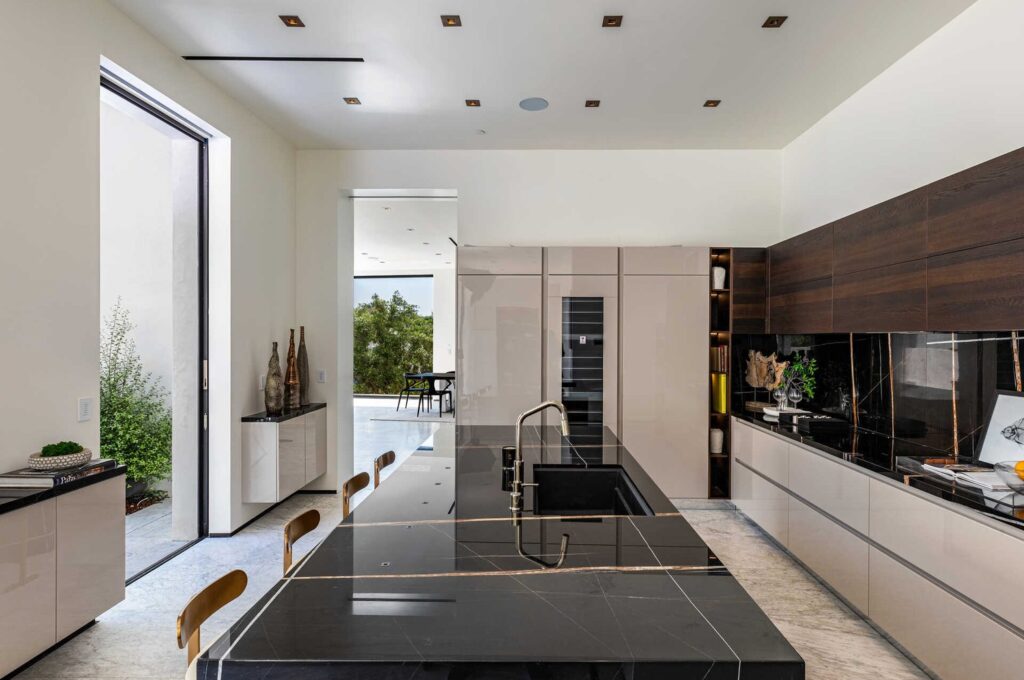 luxury modern kitchen designs